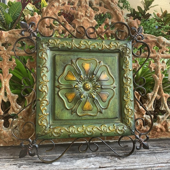 Lovely Wall Hanging - Picture 8 of 8